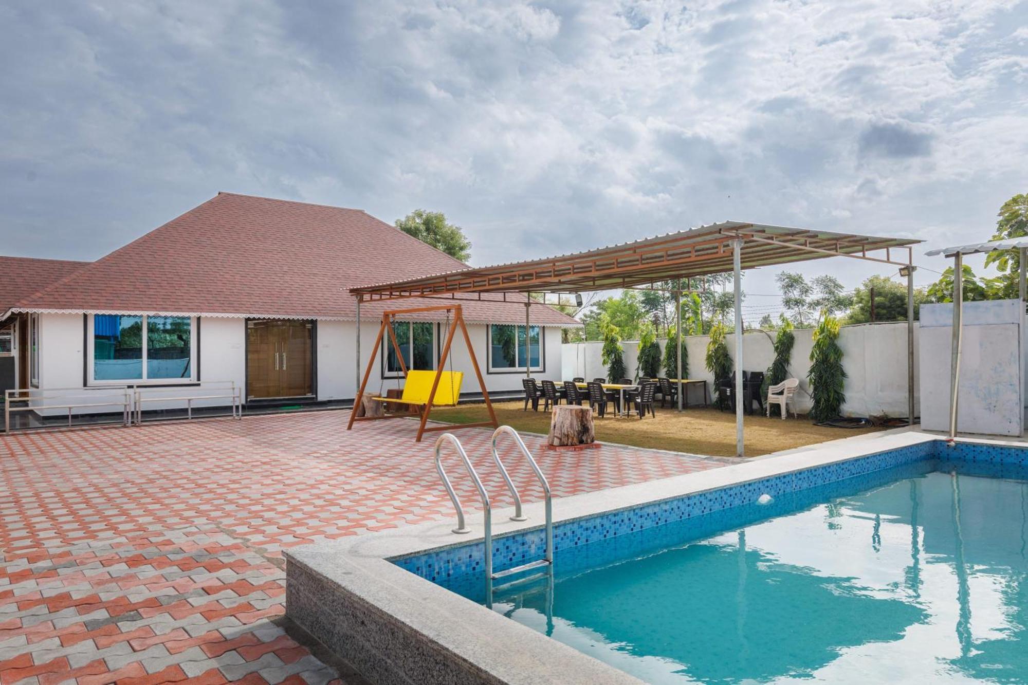 Aqua Lagoon Villa By Secret Turtle Pvt Pool Private Lawn Secundurabad Exteriör bild