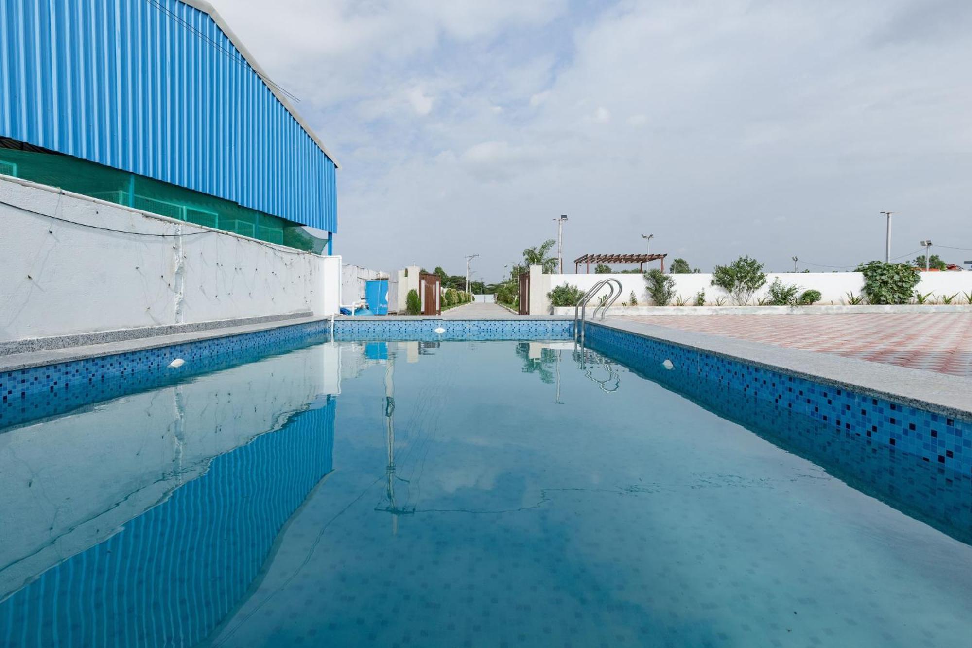 Aqua Lagoon Villa By Secret Turtle Pvt Pool Private Lawn Secundurabad Exteriör bild
